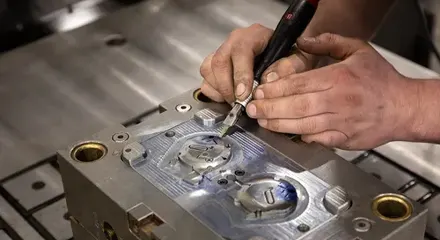 Mold Maintenance-02