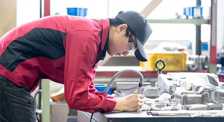 Mold Maintenance-06